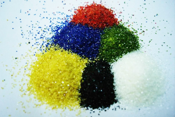 Glass beads are fired by glass sand